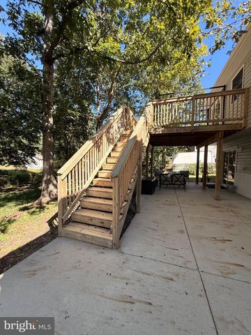 209 WYATT DR, Fredericksburg, VA 22407