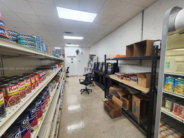 4125 E 10th Ct, Hialeah, FL 33013
