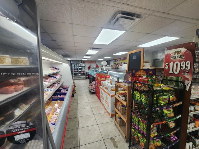 4125 E 10th Ct, Hialeah, FL 33013
