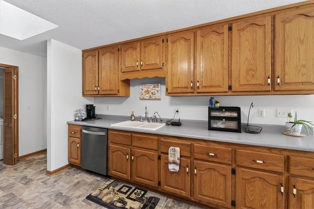 3724 N Perrin Road, Independence, MO 64058