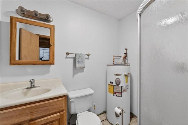 3724 N Perrin Road, Independence, MO 64058