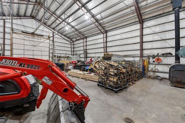3724 N Perrin Road, Independence, MO 64058
