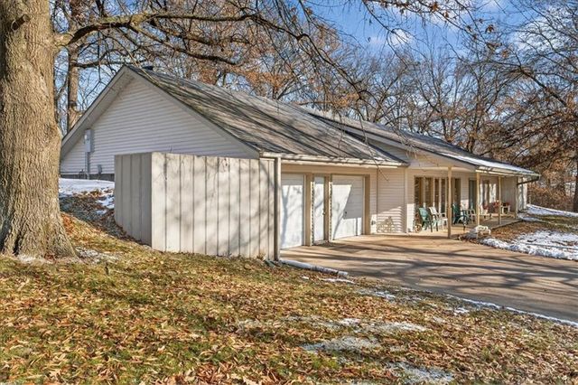 3724 N Perrin Road, Independence, MO 64058