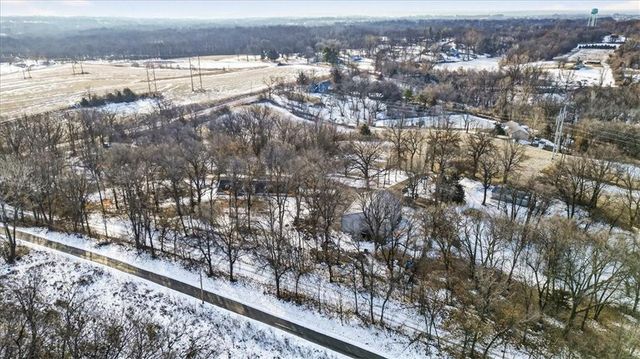 3724 N Perrin Road, Independence, MO 64058