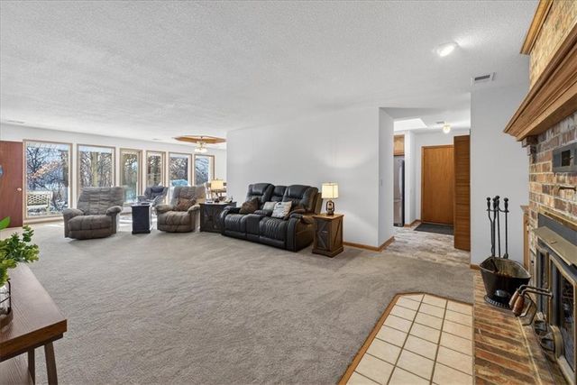 3724 N Perrin Road, Independence, MO 64058