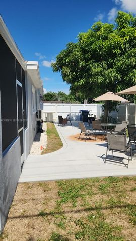620 N 65th Avenue, Hollywood, FL 33024