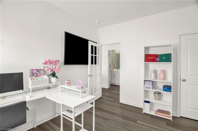 178 Wickham Court, Clemmons, NC 27012