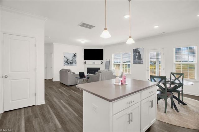 178 Wickham Court, Clemmons, NC 27012