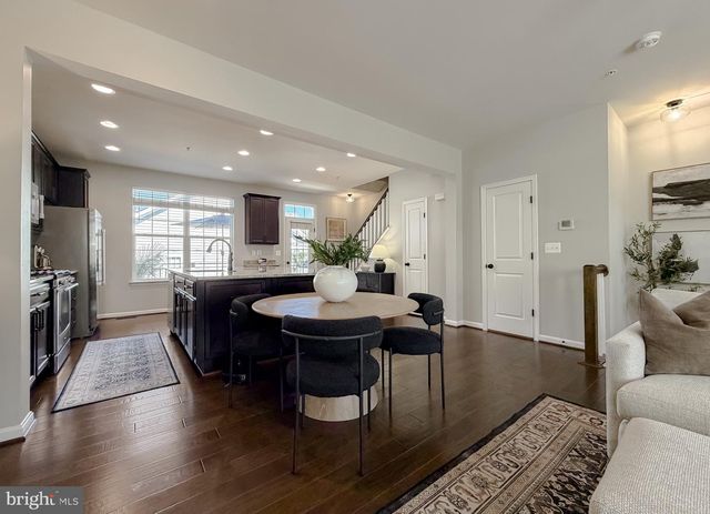 12 MUSTANG DR, La Plata, MD 20646