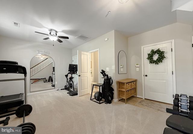 12 MUSTANG DR, La Plata, MD 20646