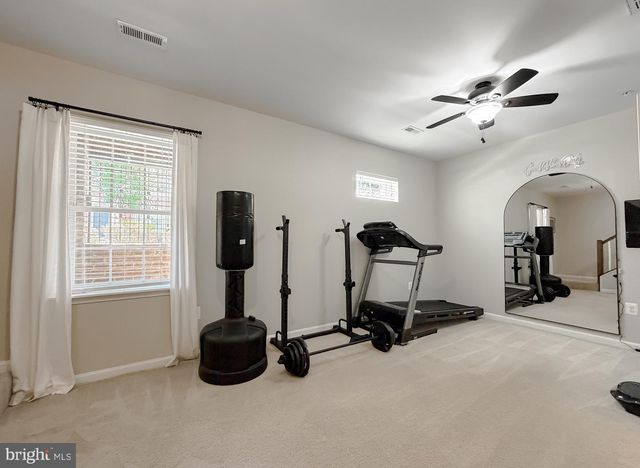 12 MUSTANG DR, La Plata, MD 20646