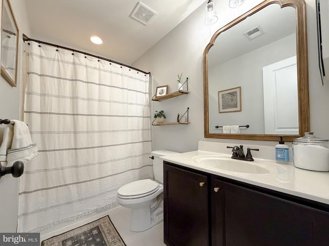 12 MUSTANG DR, La Plata, MD 20646
