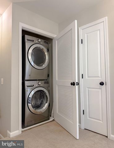 12 MUSTANG DR, La Plata, MD 20646