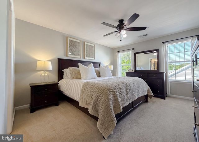 12 MUSTANG DR, La Plata, MD 20646