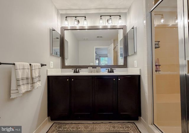 12 MUSTANG DR, La Plata, MD 20646