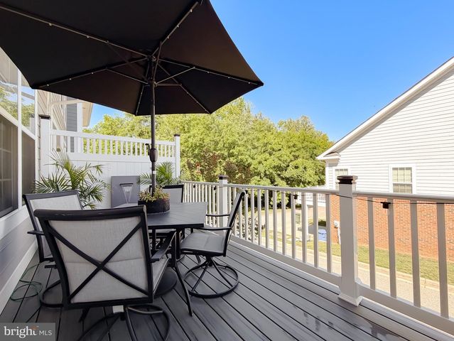 12 MUSTANG DR, La Plata, MD 20646
