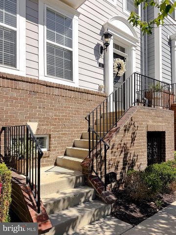 12 MUSTANG DR, La Plata, MD 20646