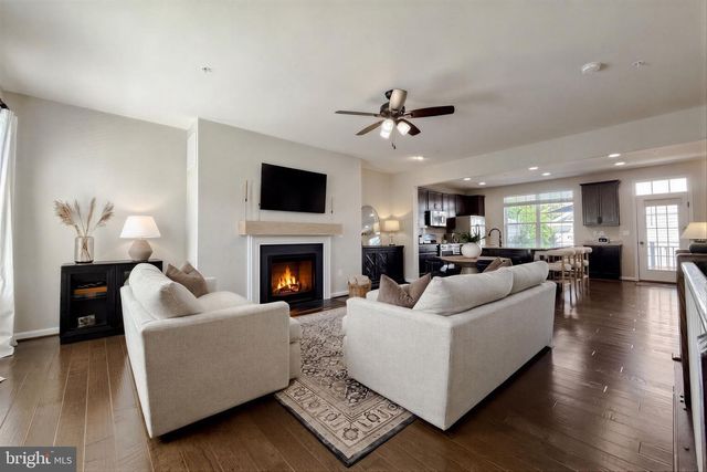 12 MUSTANG DR, La Plata, MD 20646