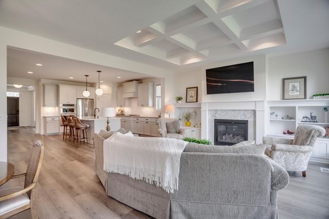 1075 Mehegan Lane, White Bear Twp, MN 55127