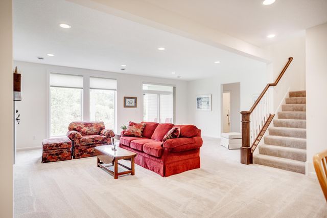 1075 Mehegan Lane, White Bear Twp, MN 55127