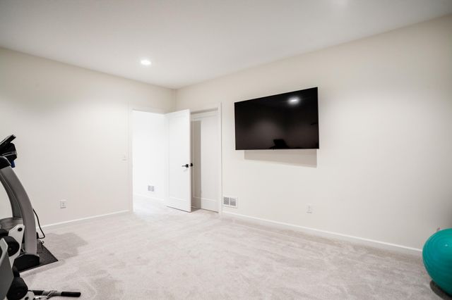 1075 Mehegan Lane, White Bear Twp, MN 55127