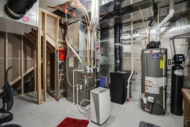 1075 Mehegan Lane, White Bear Twp, MN 55127