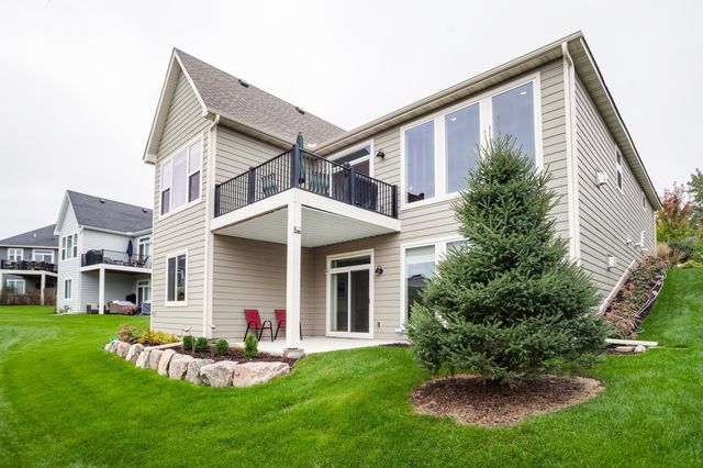 1075 Mehegan Lane, White Bear Twp, MN 55127