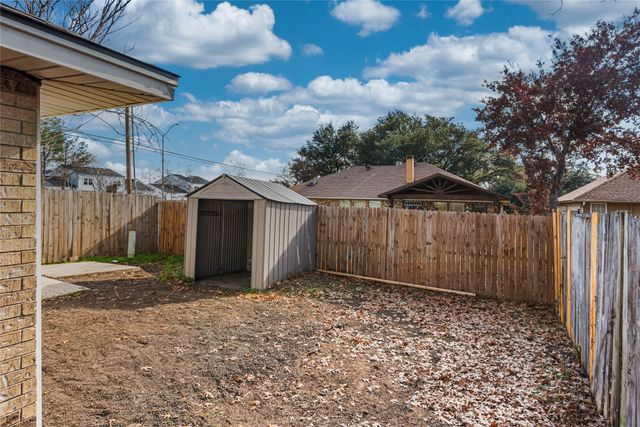 9903 Plainfield Drive, Fort Worth, TX 76108