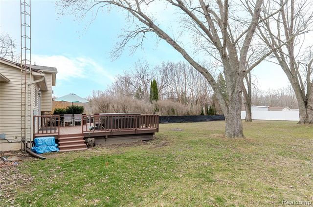 7357 Ponderosa Drive, Swartz Creek, MI 48473