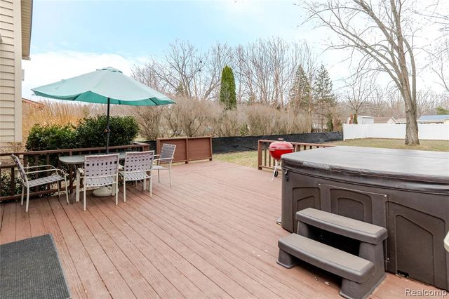 7357 Ponderosa Drive, Swartz Creek, MI 48473