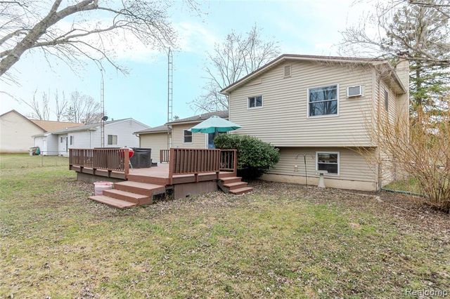 7357 Ponderosa Drive, Swartz Creek, MI 48473