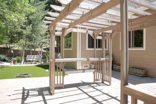 5865 Mountain Home Creek Road, Angelus Oaks, CA 92305