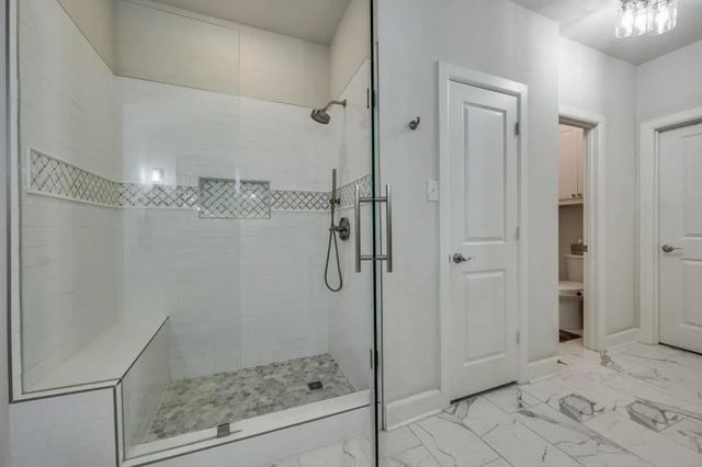 6631 Deleon Street, Irving, TX 75039