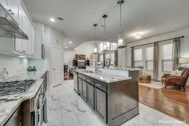 6631 Deleon Street, Irving, TX 75039