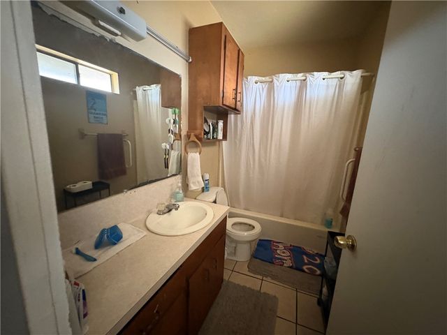 630 Scotland Dr, Corpus Christi, TX 78418