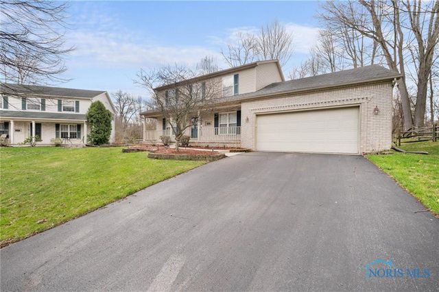 820 Weatherstone Road, Holland, OH 43528