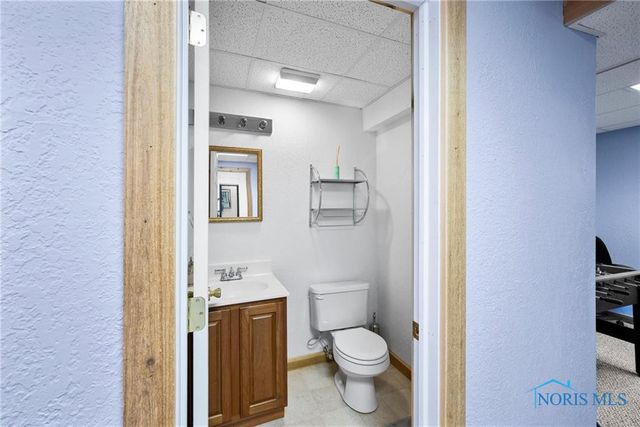 820 Weatherstone Road, Holland, OH 43528