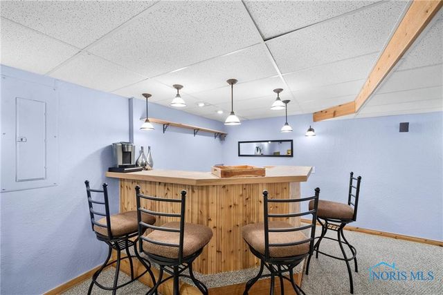 820 Weatherstone Road, Holland, OH 43528