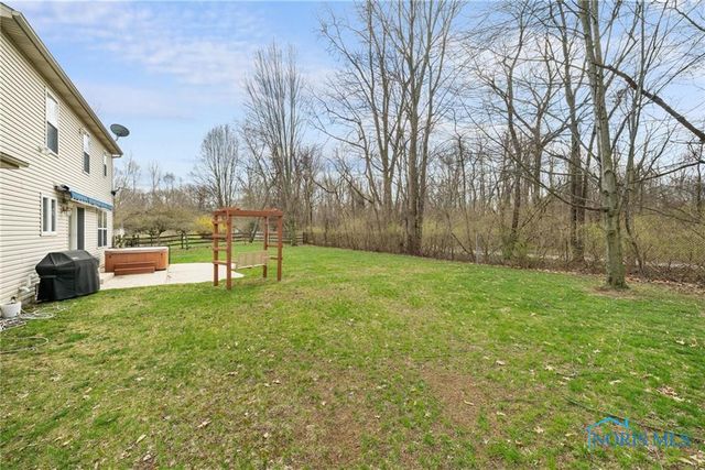 820 Weatherstone Road, Holland, OH 43528