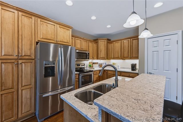 1237 Serenity Springs Drive, New Albany, IN 47150
