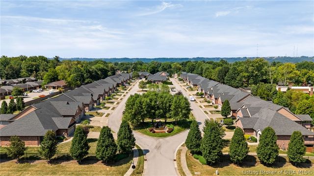 1237 Serenity Springs Drive, New Albany, IN 47150