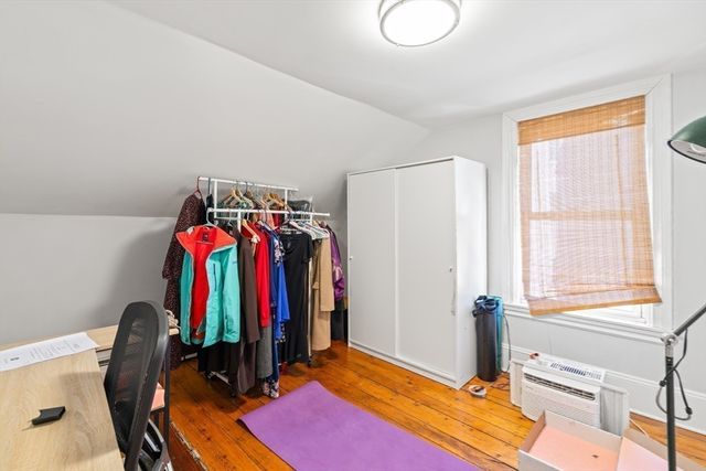 3 Linden St, Somerville, MA 02143
