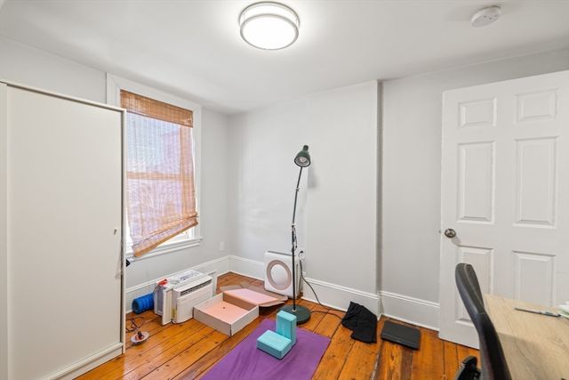 3 Linden St, Somerville, MA 02143