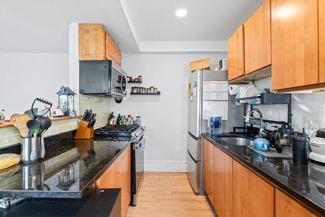 3 Linden St, Somerville, MA 02143