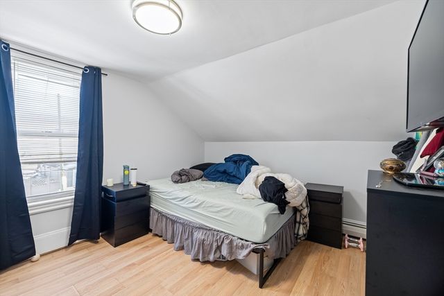 3 Linden St, Somerville, MA 02143