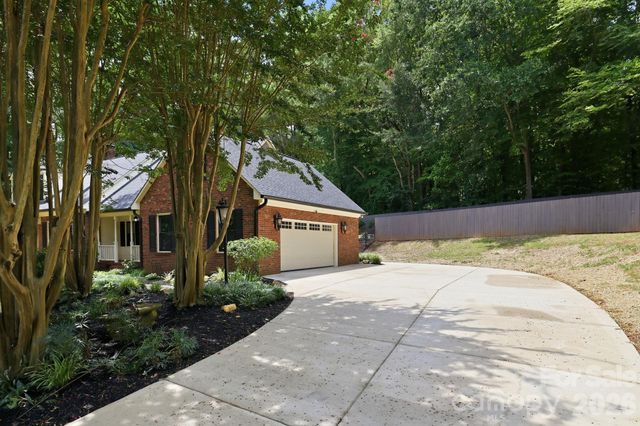 514 Belwood Drive, Belmont, NC 28012