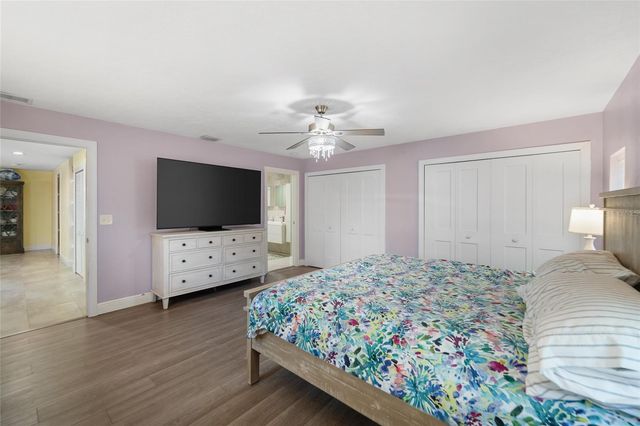 771 INDIAN BEACH CIRCLE, Sarasota, FL 34234