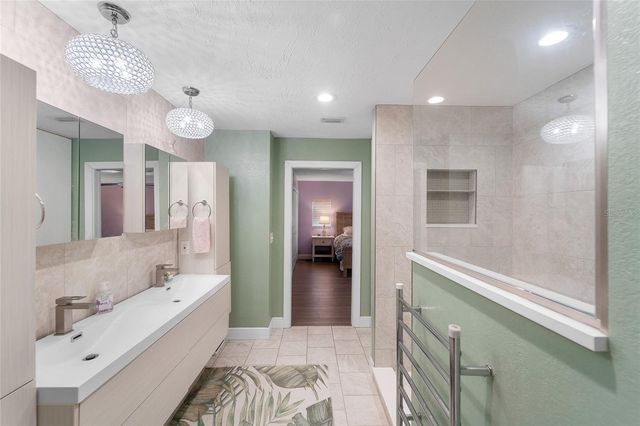 771 INDIAN BEACH CIRCLE, Sarasota, FL 34234