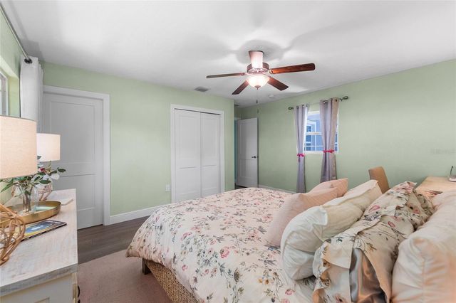 771 INDIAN BEACH CIRCLE, Sarasota, FL 34234