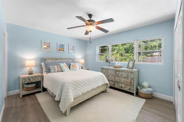 771 INDIAN BEACH CIRCLE, Sarasota, FL 34234
